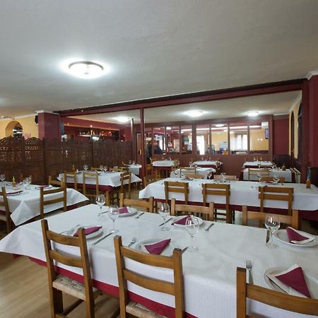 Hotel Terranova Oza de los Ríos Zewnętrze zdjęcie